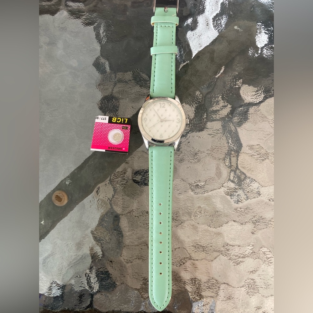 Green 4 St Patrick’s Day Women Working Quilted Diamond Face Watch